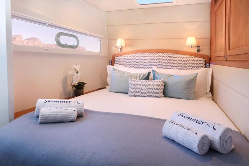 Book yachts online - catamaran - Open Ocean 740Performance - Skimmer - rent