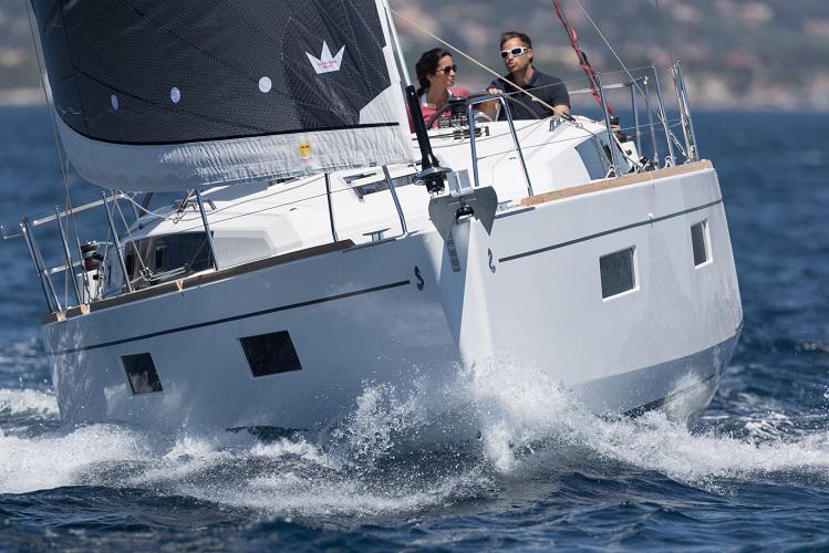 Book yachts online - sailboat - Oceanis 38.1 - Rosa Bella - rent
