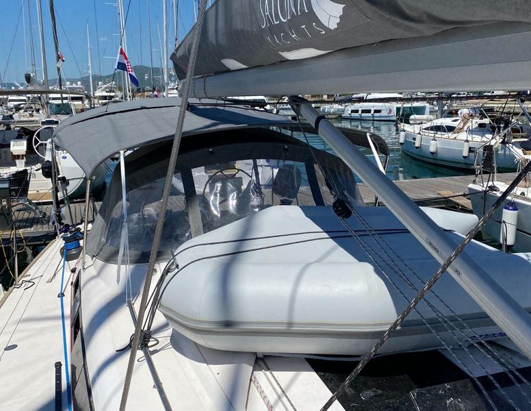 Book yachts online - sailboat - Salona 44 - LeeLoo - rent