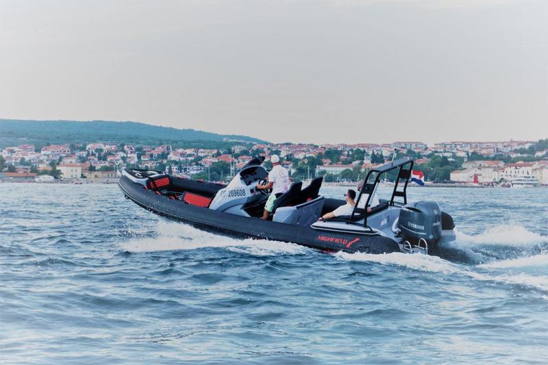 Book yachts online - motorboat - Highfield Sport 760 - no name - rent