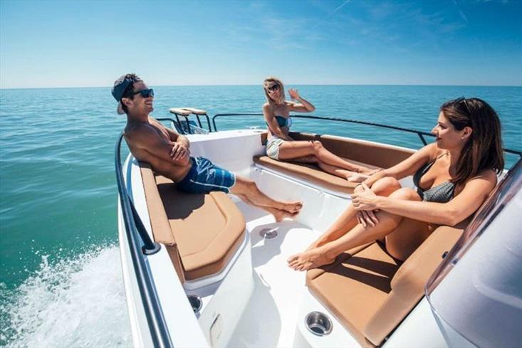 Book yachts online - motorboat - Beneteau Flyer 8 - Beneteau Flyer 8 - rent