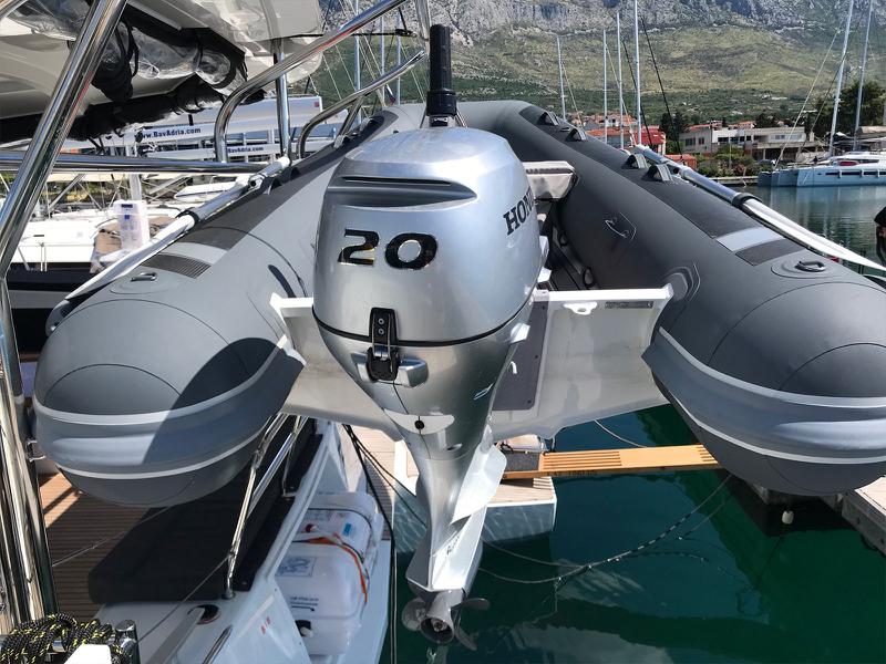 Book yachts online - catamaran - Lagoon 42 owner version - FIND US - rent