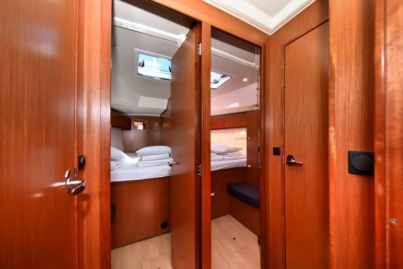 Book yachts online - sailboat - Bavaria Cruiser 46 - Baligot - rent