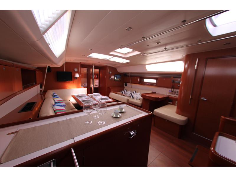 Book yachts online - sailboat - Oceanis 54 - Inspiration - (A/C - Generator - Refit 2020) - rent