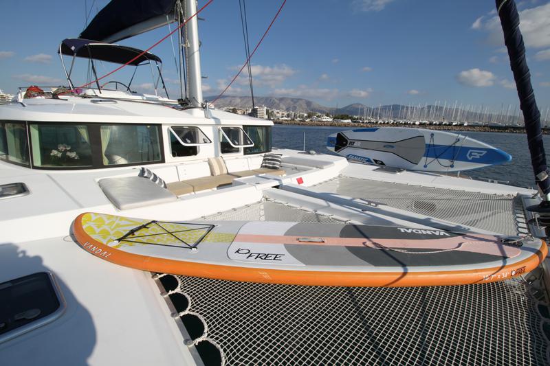 Book yachts online - catamaran - Lagoon 440 - Casino (A/C) - (A/C - Generator - Refit 2020) - rent