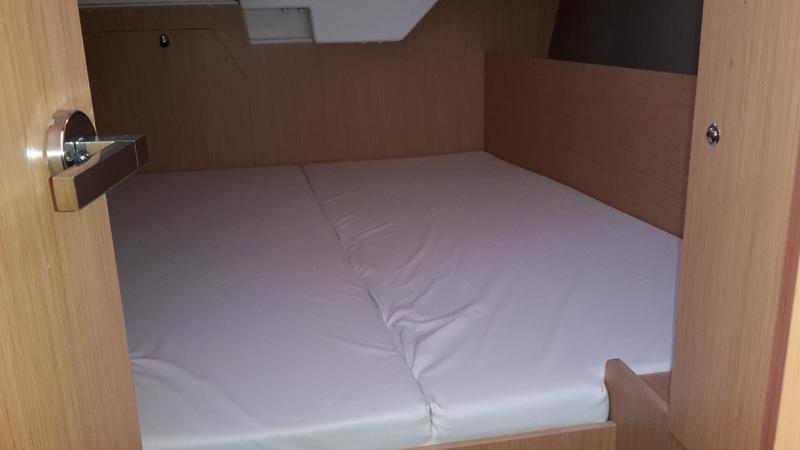 Book yachts online - sailboat - Oceanis 38 - Maun - rent