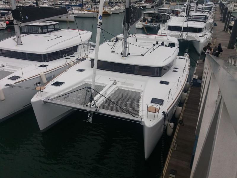 Book yachts online - catamaran - Lagoon 450 - Mia - rent