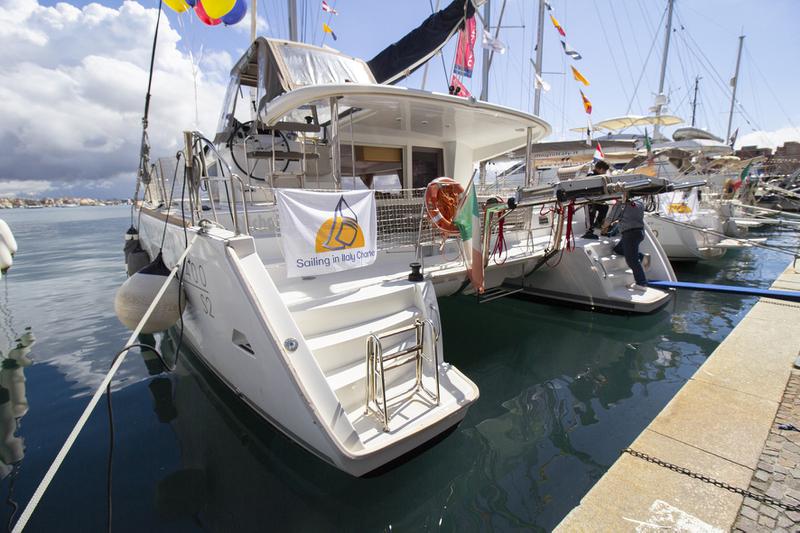 Book yachts online - catamaran - Lagoon 400 S2 - Nicholas - rent