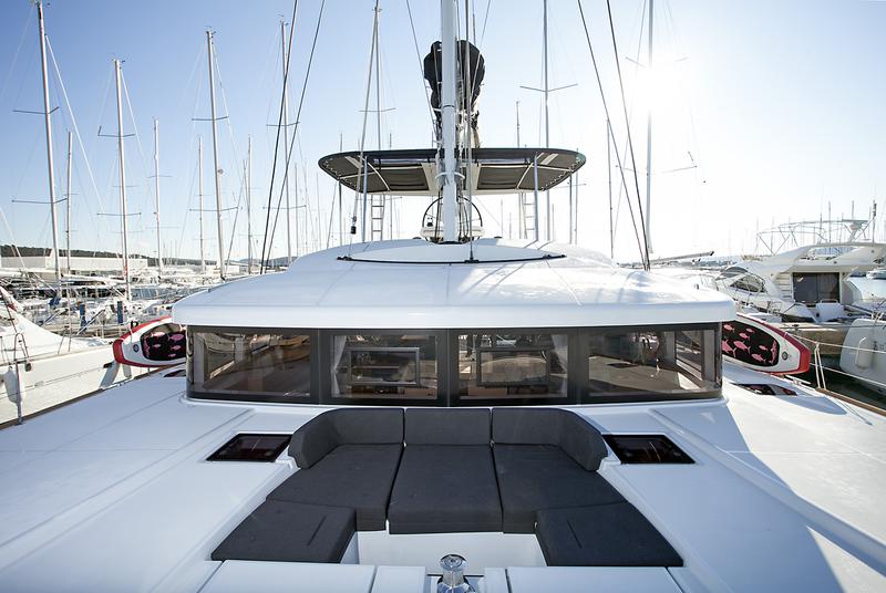 Book yachts online - catamaran - Lagoon 52 FLY - GREAT SALSA  - rent