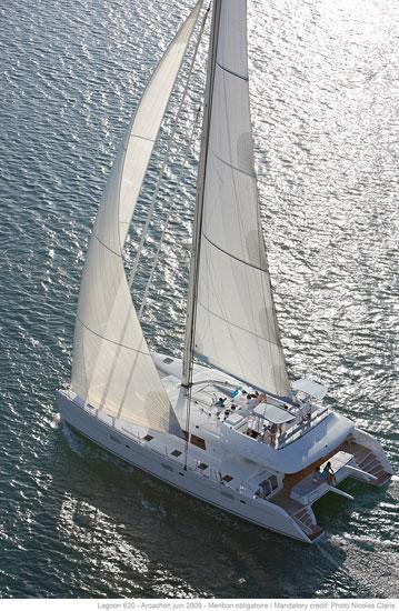Book yachts online - catamaran - Lagoon 620 - LADY RACHEL - rent