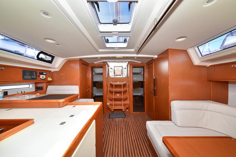 Book yachts online - sailboat - Bavaria Cruiser 56 - FAT BOY - rent