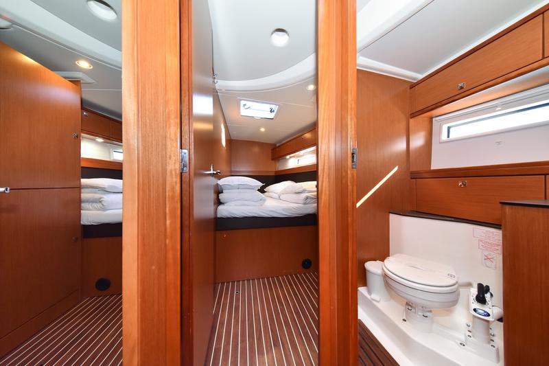 Book yachts online - sailboat - Bavaria Cruiser 56 - FAT BOY - rent