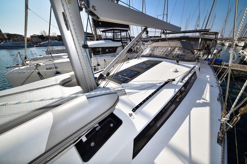 Book yachts online - sailboat - Bavaria Cruiser 56 - FAT BOY - rent