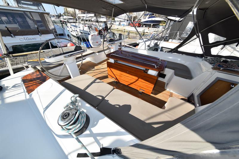 Book yachts online - sailboat - Bavaria Cruiser 56 - FAT BOY - rent