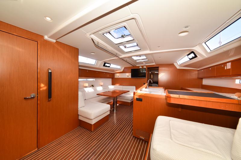 Book yachts online - sailboat - Bavaria Cruiser 56 - FAT BOY - rent