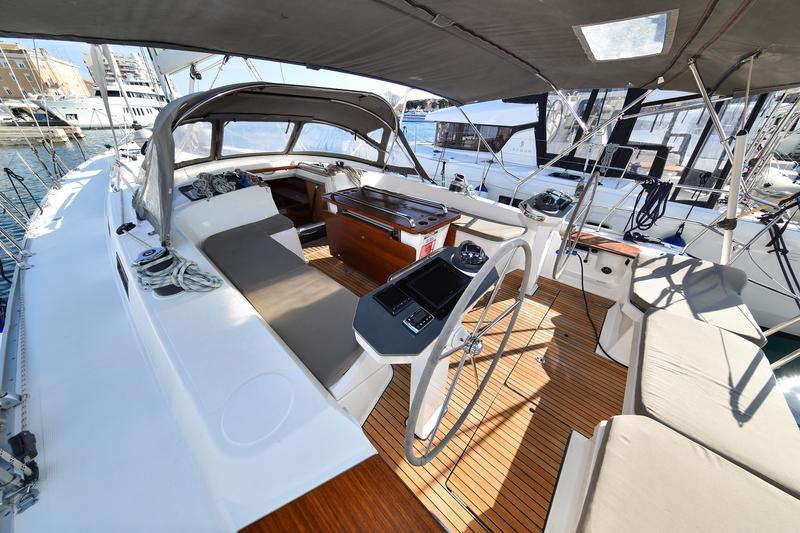 Book yachts online - sailboat - Bavaria Cruiser 56 - FAT BOY - rent