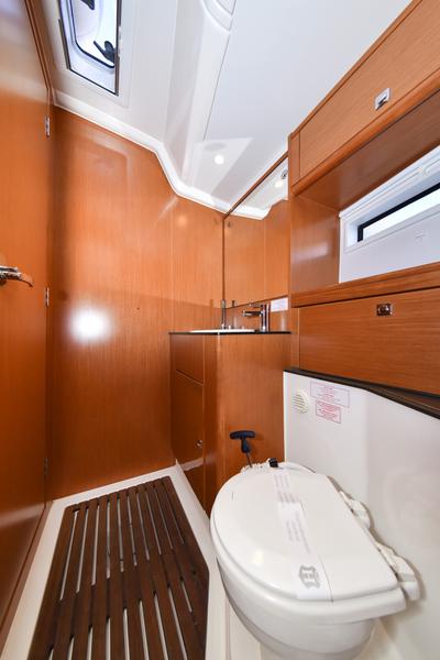 Book yachts online - sailboat - Bavaria Cruiser 56 - FAT BOY - rent