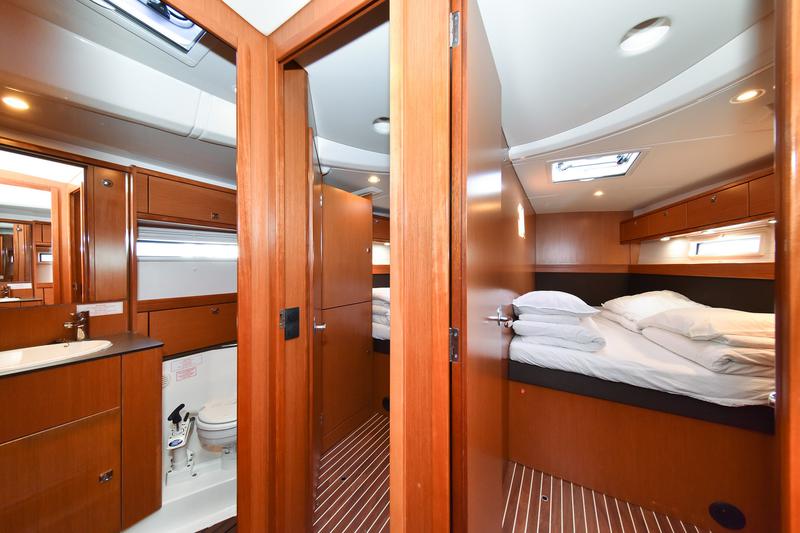 Book yachts online - sailboat - Bavaria Cruiser 56 - FAT BOY - rent