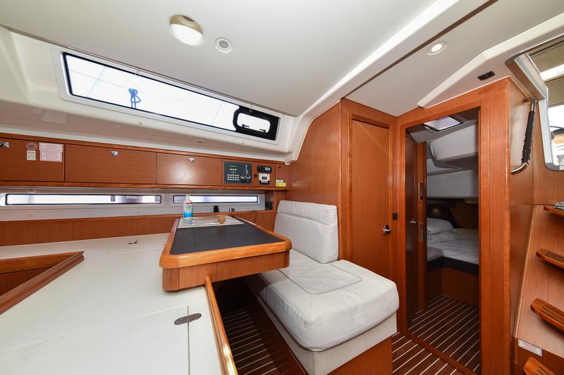Book yachts online - sailboat - Bavaria Cruiser 56 - FAT BOY - rent