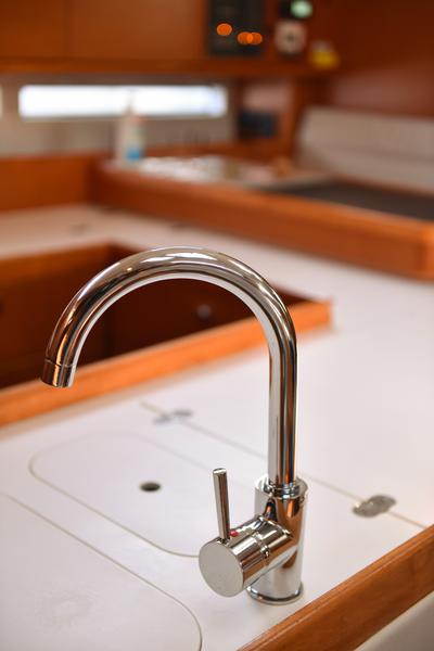 Book yachts online - sailboat - Bavaria Cruiser 56 - FAT BOY - rent