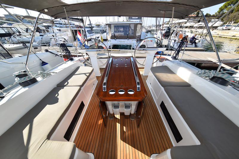 Book yachts online - sailboat - Bavaria Cruiser 56 - FAT BOY - rent