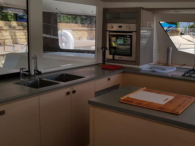 Book yachts online - catamaran - Saba 50 - TD - rent