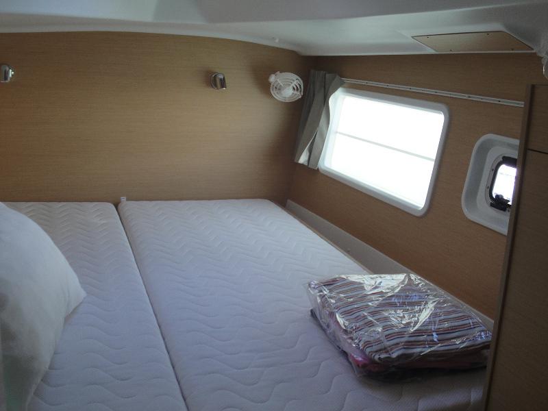 Book yachts online - catamaran - Lagoon 380(12) - Rosalba - rent