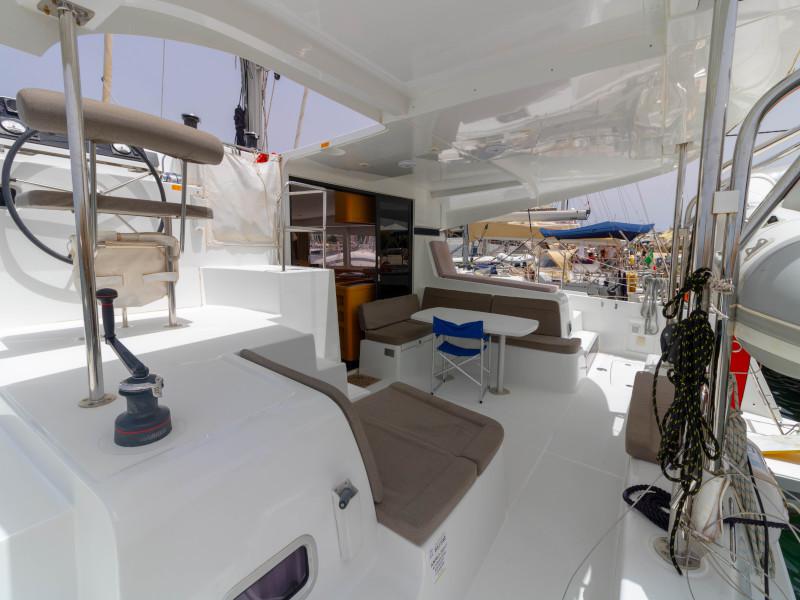 Book yachts online - catamaran - Lagoon 42 - Magan - rent