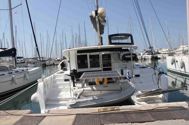 Book yachts online - catamaran - Lagoon 40 - Georgios - rent