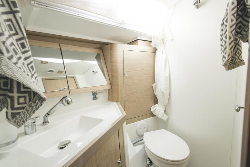 Book yachts online - sailboat - Oceanis 45 - Ayther - Standard line - rent