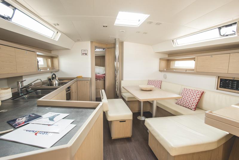 Book yachts online - sailboat - Oceanis 45 - Ayther - Standard line - rent