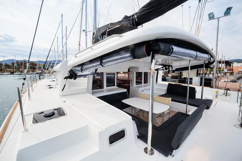 Book yachts online - catamaran - Lagoon 450 (Gen+A/C+WM) - Didyme - Premium line - rent