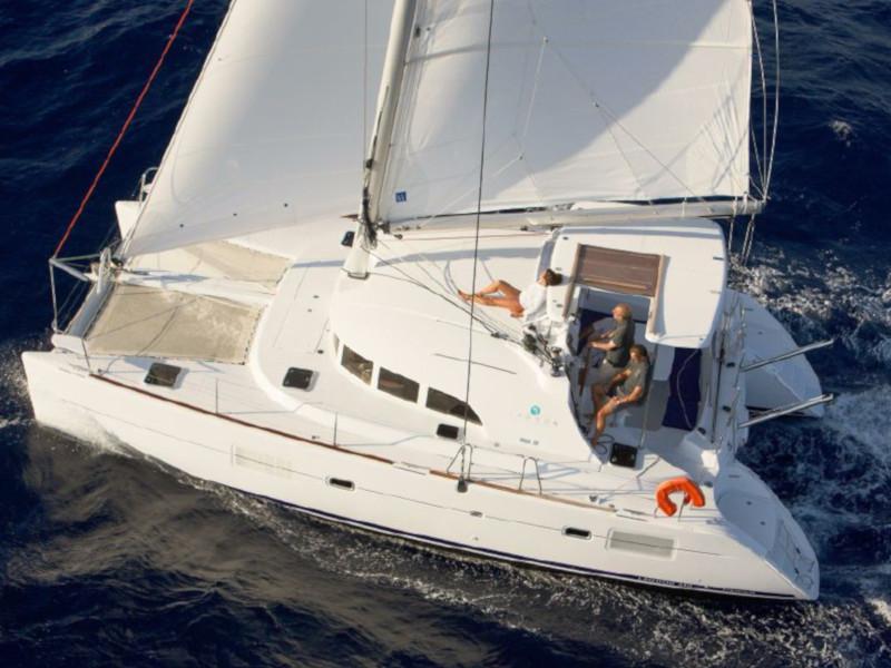 Book yachts online - catamaran - Lagoon 380 S2 - Malvasia - Comfort line - rent