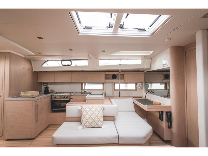 Book yachts online - sailboat - Oceanis 51.1 (Gen+A/C) - Hybris - Premium line - rent