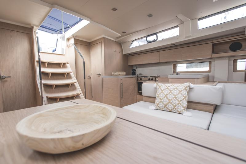 Book yachts online - sailboat - Oceanis 51.1 (Gen+A/C) - Calipso - Premium line - rent