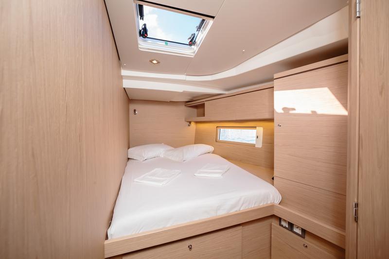 Book yachts online - sailboat - Oceanis 51.1 - Maelle - Comfort line - rent