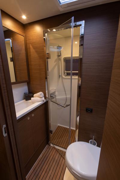 Book yachts online - catamaran - Lagoon 52F (Gen+A/C+WM) - SAILUXE - Fico - rent