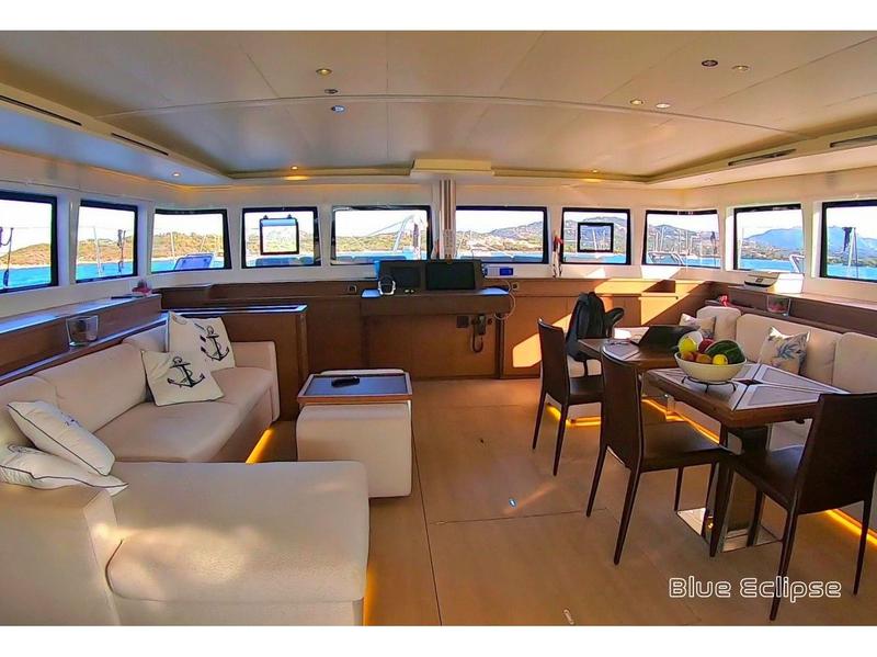 Book yachts online - catamaran - Lagoon 620 (Gen+A/C+WM) - SAILUXE - Blue Eclipse - rent