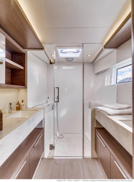 Book yachts online - catamaran - Lagoon 50 (Gen+A/C+WM) - SAILUXE - Finocchietto - rent