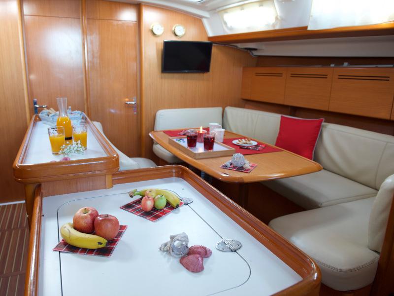 Book yachts online - sailboat - Cyclades 50.5 - Azzuro - rent
