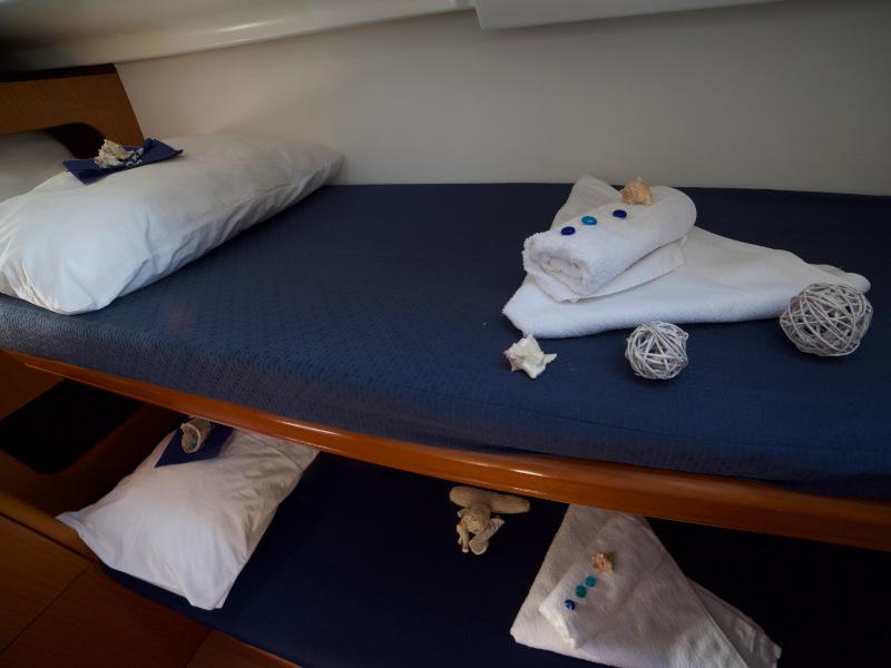 Book yachts online - sailboat - Cyclades 50.5 - Azzuro - rent