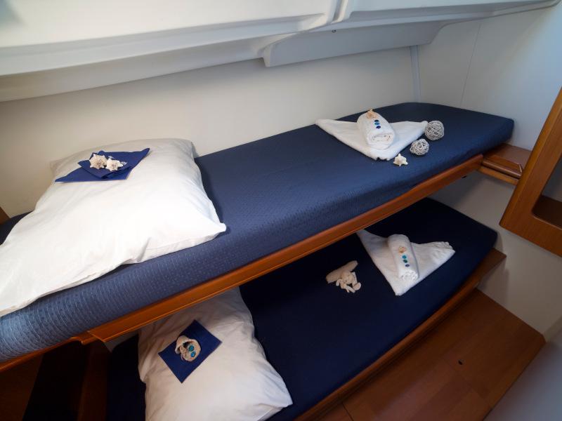 Book yachts online - sailboat - Cyclades 50.5 - Azzuro - rent