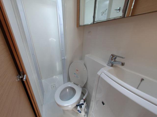 Book yachts online - catamaran - Lagoon 420 - Mediterraneo - rent