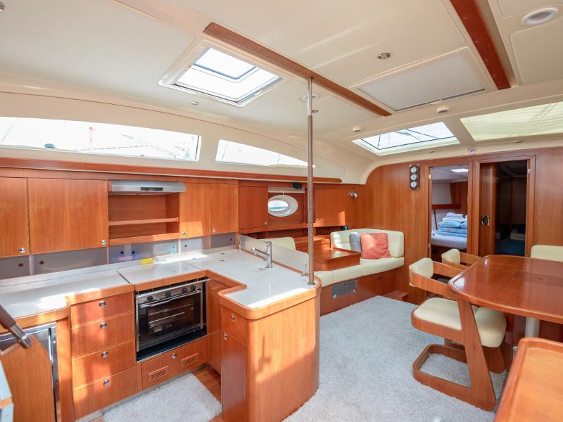 Book yachts online - sailboat - Elan 514 Impression - Maja 07   - rent