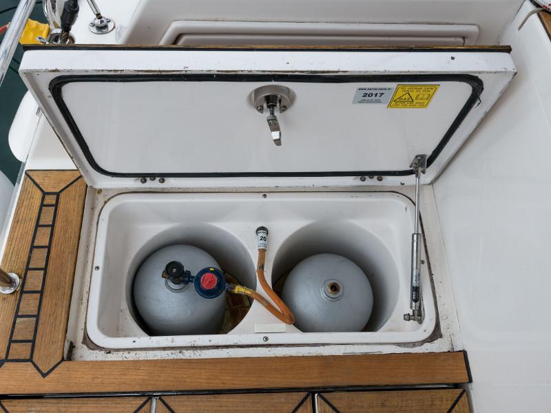 Book yachts online - sailboat - Elan 514 Impression - Maja 07   - rent