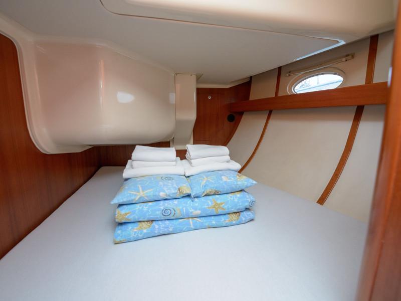 Book yachts online - sailboat - Elan 514 Impression - Maja 07   - rent