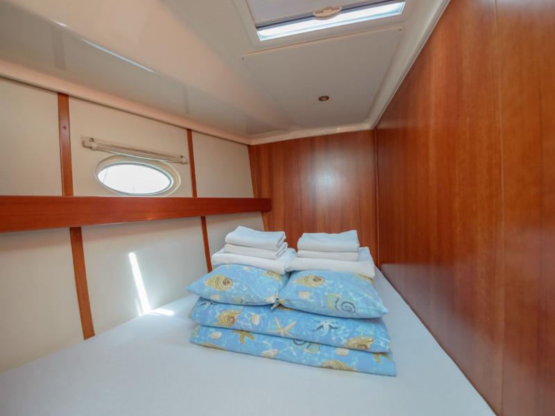 Book yachts online - sailboat - Elan 514 Impression - Maja 07   - rent