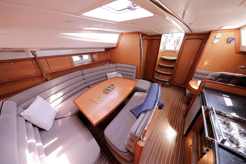 Book yachts online - sailboat - Delphia 47 - JAM SESSION - rent