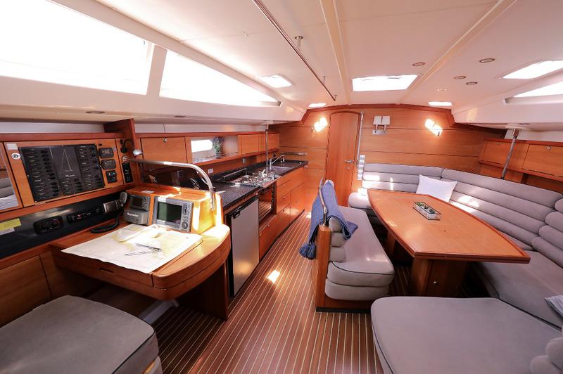 Book yachts online - sailboat - Delphia 47 - JAM SESSION - rent