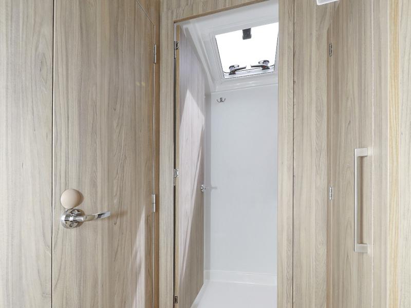 Book yachts online - motorboat - Futura 40 Grand Horizon - VESPUCCI - rent